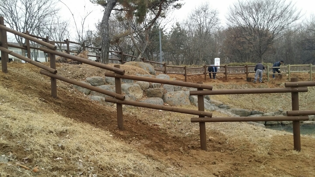 연천군 전곡읍 선사유적지(2단 원주목 휀스)-39-7.jpg