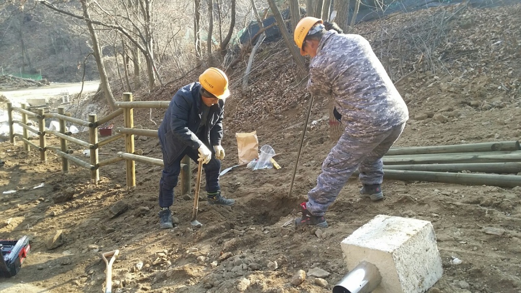 안성시(일죽면) 사방댐 휀스(3단) 설치-45-2.jpg
